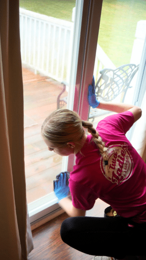 Deep Cleaning Service in St. Louis, MO (2) Deep Cleaning Services in St. Louis, MO
