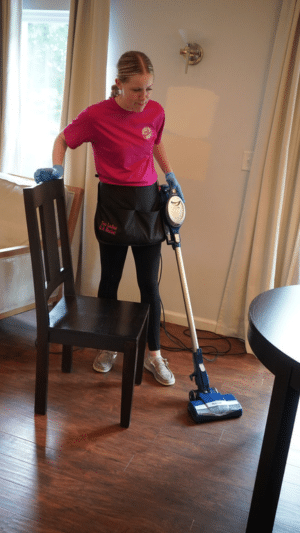 House Cleaning Services in St. Louis, MO (2) House Cleaning Services in St. Louis